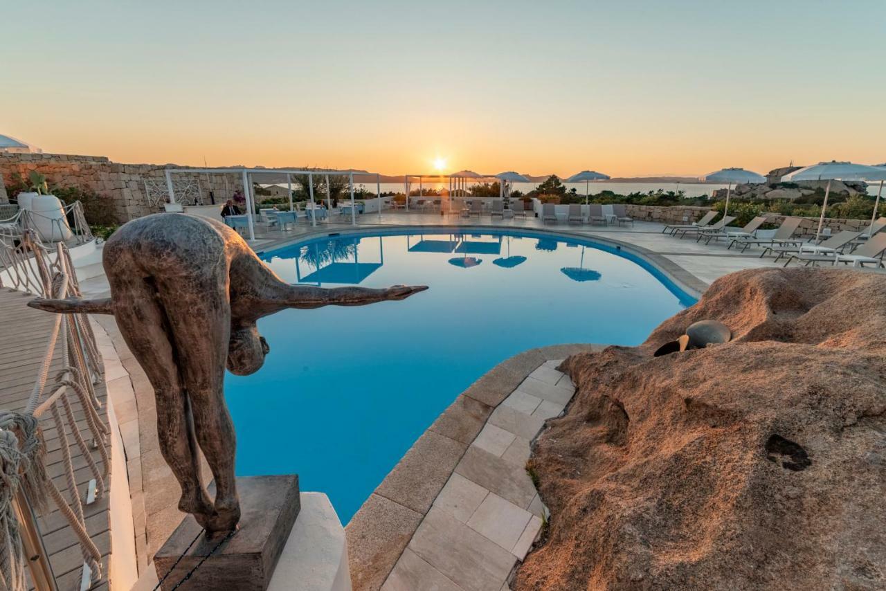 Hotel Grand Relais Dei Nuraghi (Adults Only) บายาซาร์ดิเนีย ภายนอก รูปภาพ